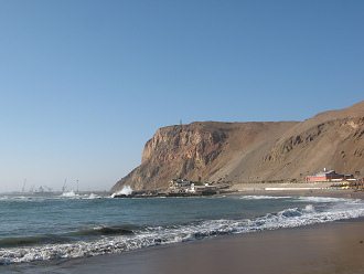 Playa Laucho con cerro Morro (02)