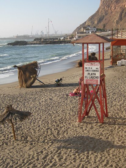Playa Laucho, torre de vigilancia