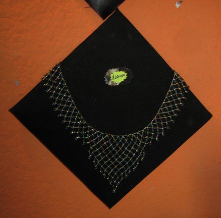 Pueblo artesanal de Arica, taller no. 9
                            (taller de joyas), collar