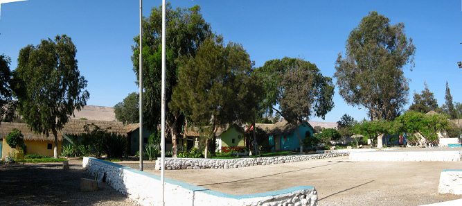 Pueblo artesanal de Arica, la vista a
                              la plaza, foto panormica