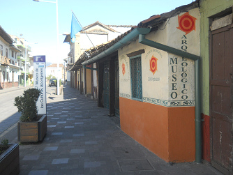 the mark for the Native's Museum (Museo de los
                  Aborgenes) at Long Street (Calle Larga) in Cuenca in
                  Ecuador, the entrance