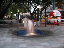 Guayaquil, malecn 2000, pequea fuente