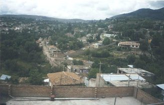 Aussicht von "Santa Ana" aus auf
                        Ayacucho 02