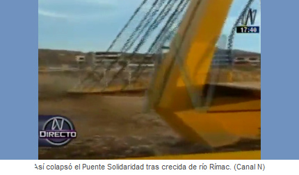 Lima, puente peatonal en Lurigancho
                            colapsa por ro Rimac: