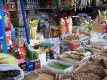 Puesto de mercado con cereales y ms 01