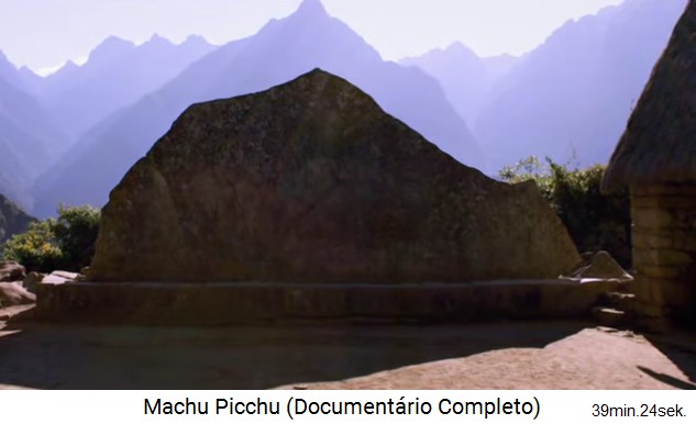 La piedra sagrada gigante en Machu Picchu es
                      como la forma de la montaa de Yanantn