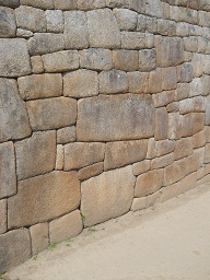 Machu Picchu, muro grande, detalle 12