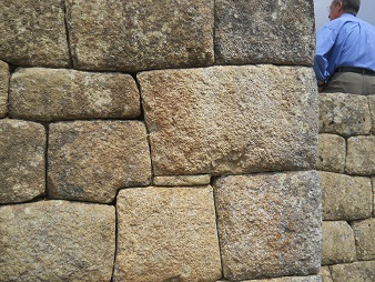 Machu Picchu, Sonnenuhr-Platz: Nahaufnahmen der
                    Mauer