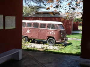 Museo Mara Reiche, el Volkswagen VW bus
                          de ella