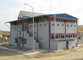 Panamericana zwischen Zorritos und Mancora,
                      Polizeistation vor Mancora