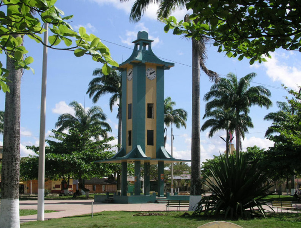 Puerto Maldonado, Plaza de Armas